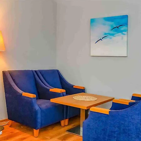 Neptun ψ 3* Jastrzębia Góra